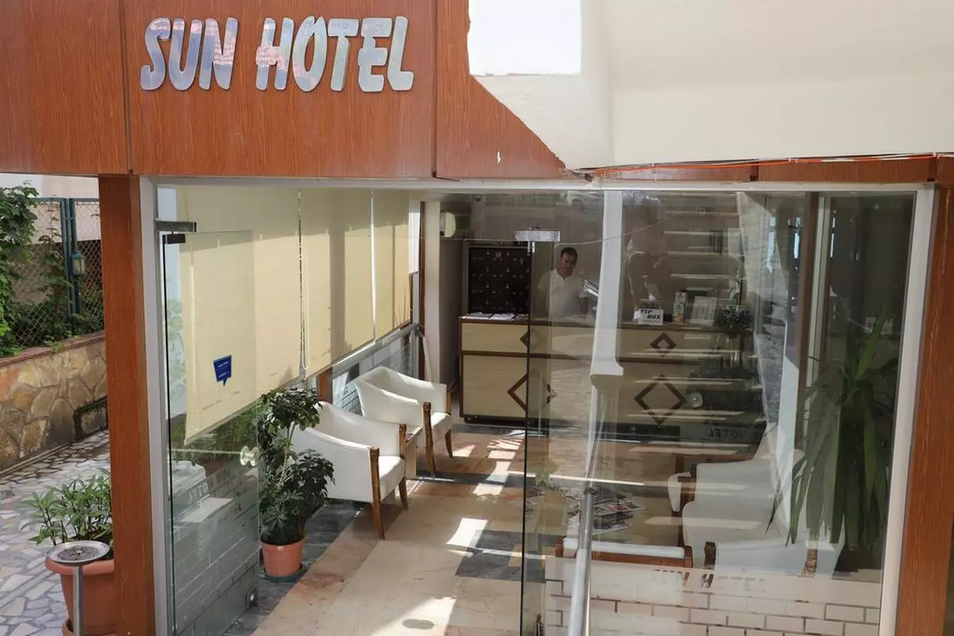 201199468 (Copy).jpg